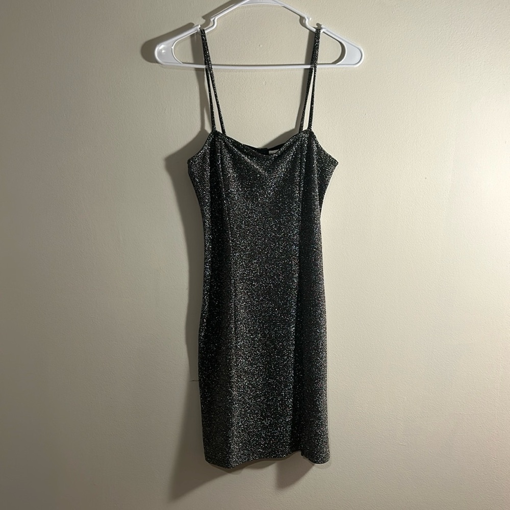 H & M short going out dress very sparkly/ silver size small.